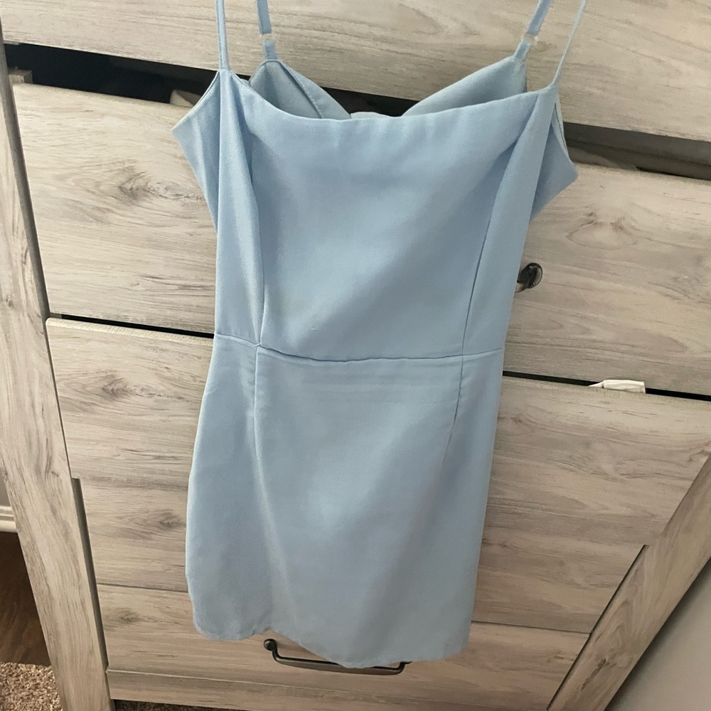 Mast Galg dress open back with two ties